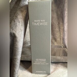 Mary Kay Timewise‎ Age Minimize 3D Cleanser
